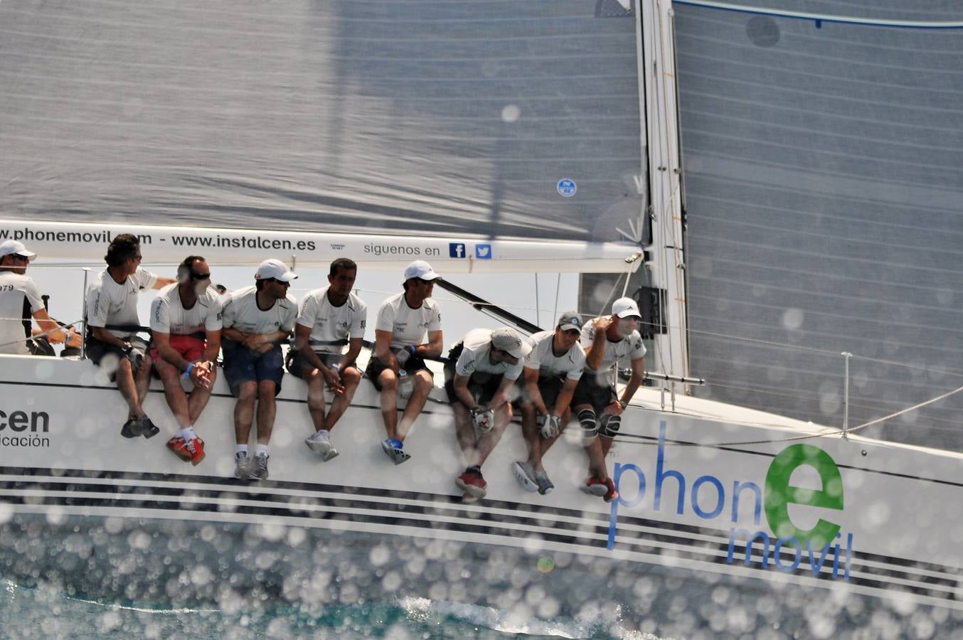 Doña Sofía entrega en Valencia los premios del Trofeo SM La Reina de vela