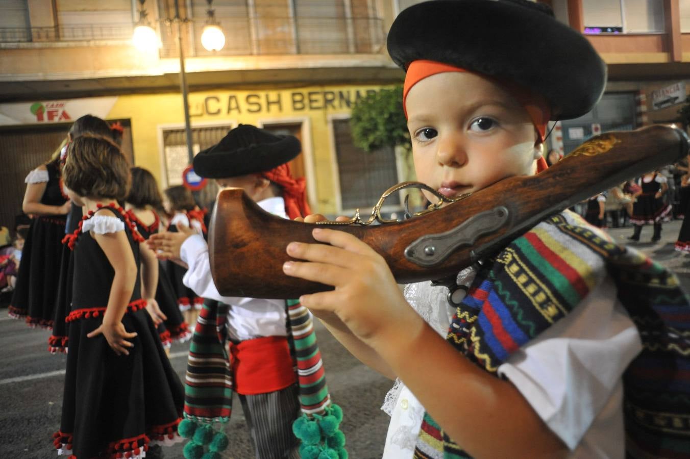 La hora de los más pequeños en los Moros y Cristianos de Orihuela