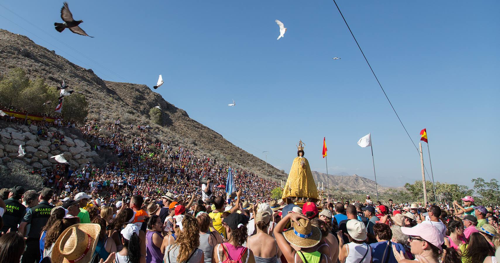 Devoción y polémica por la Virgen de las Nieves