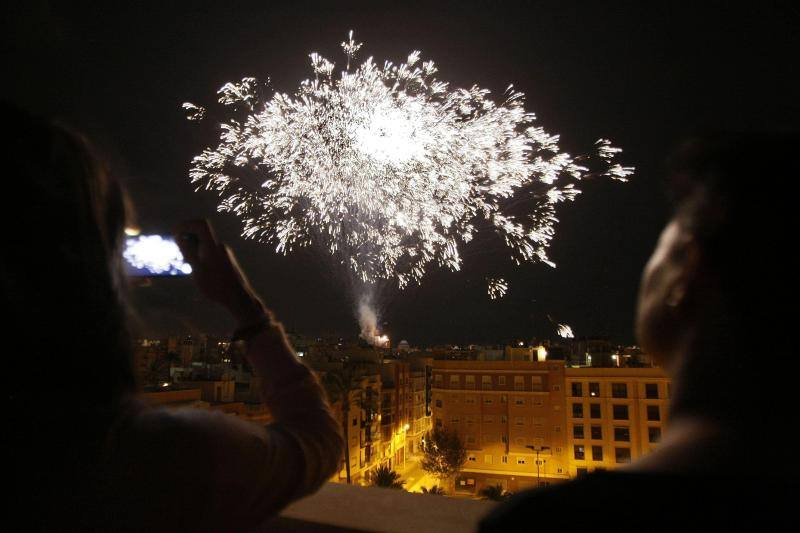 La Palmera de la Virgen lució a oscuras