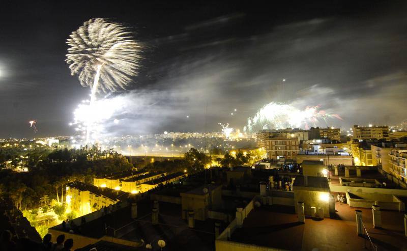 La Palmera de la Virgen lució a oscuras