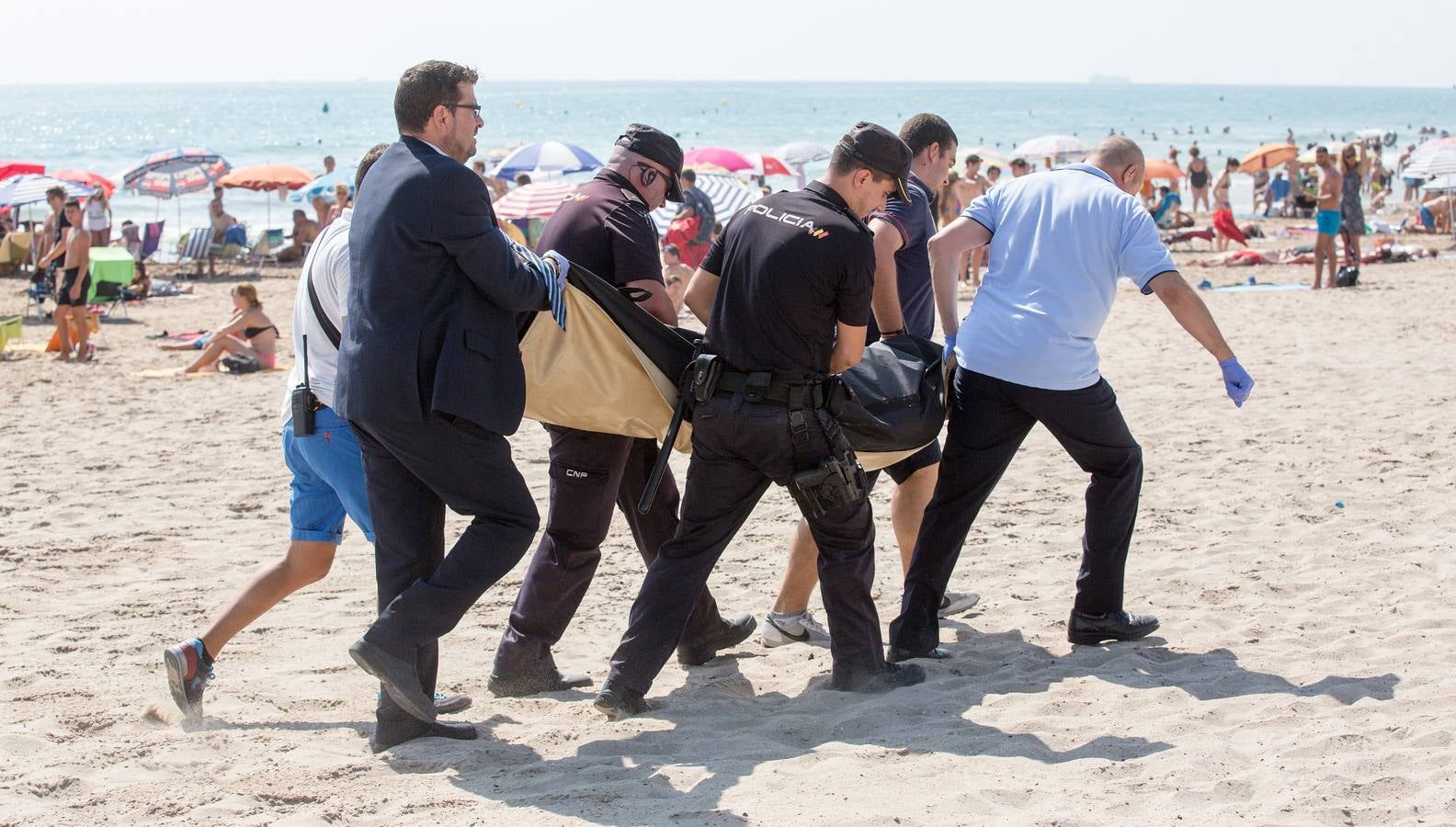 Un bañista de 55 años muere ahogado en la playa de San Juan