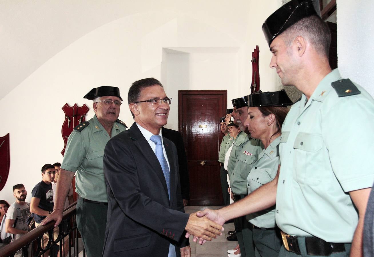 Serafín Castellano visita la Comandancia de la Guardia Civil