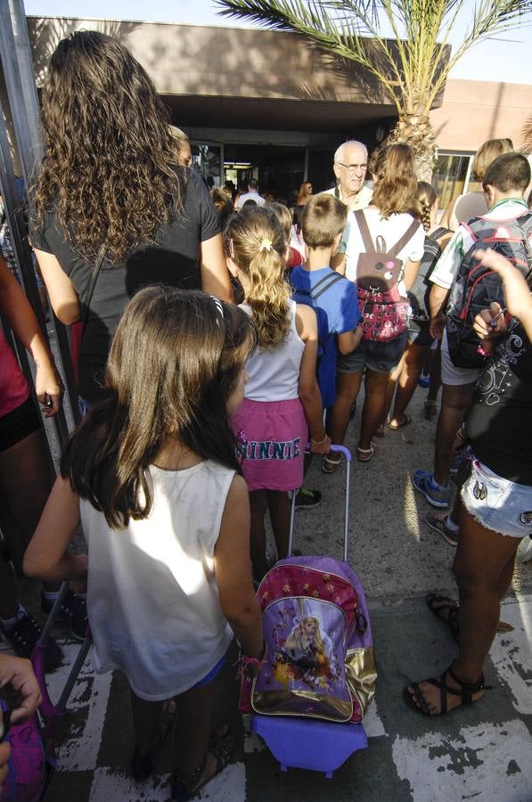 Los alumnos ilicitanos comienzan las clases