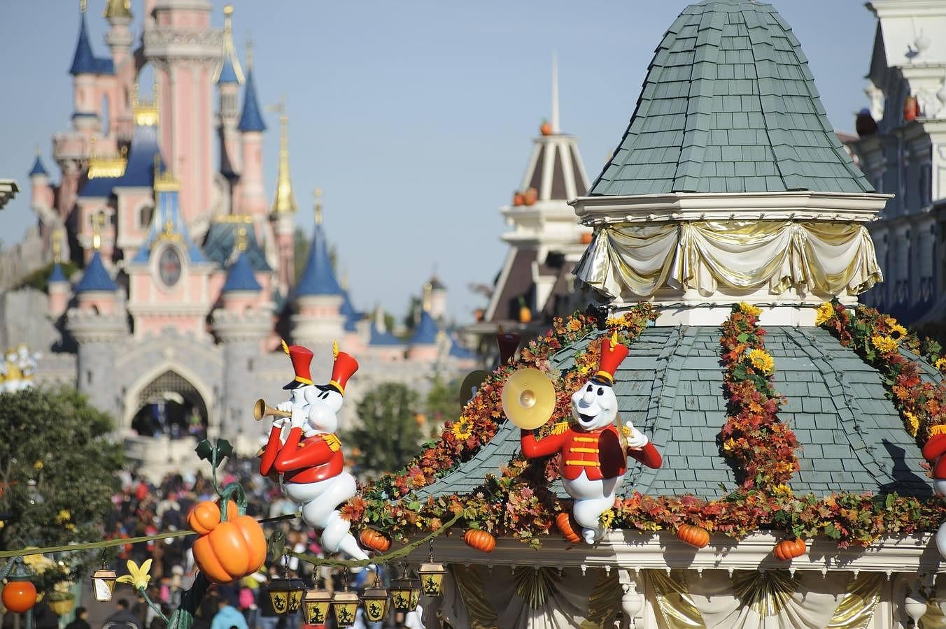 El embrujo de Maléfica llega a Disneyland París