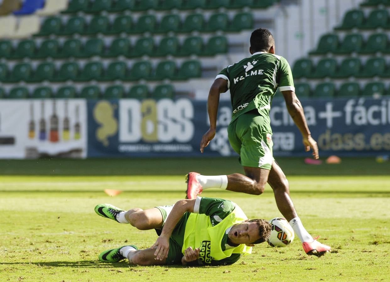 El Elche se prepara para el Almería