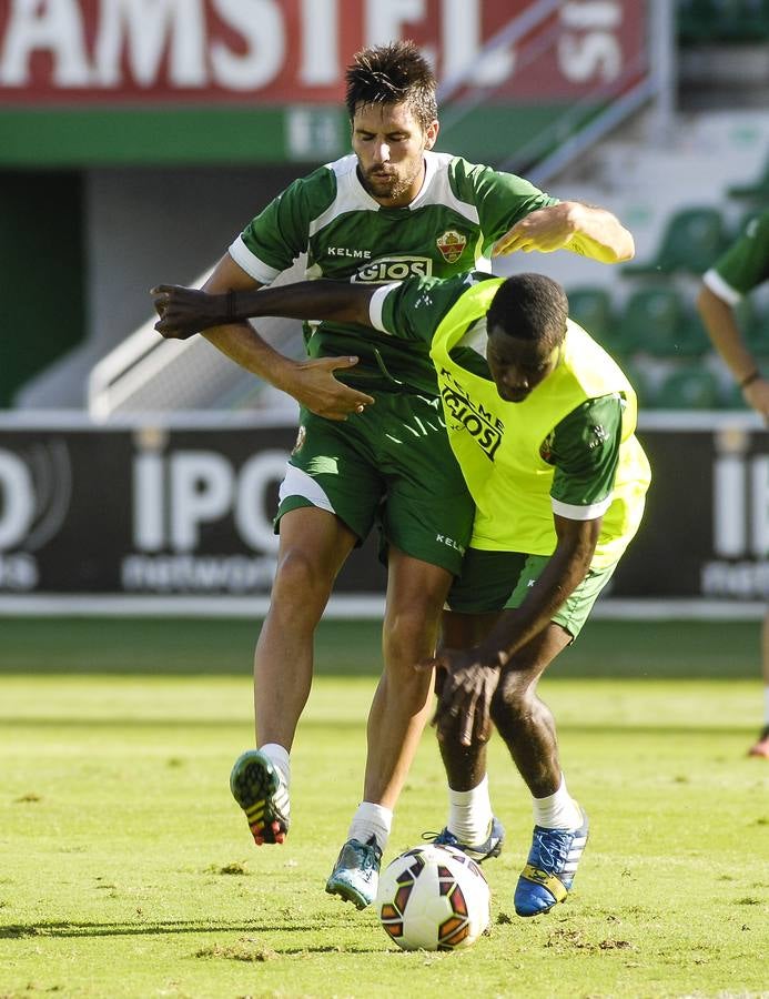 El Elche se prepara para el Almería