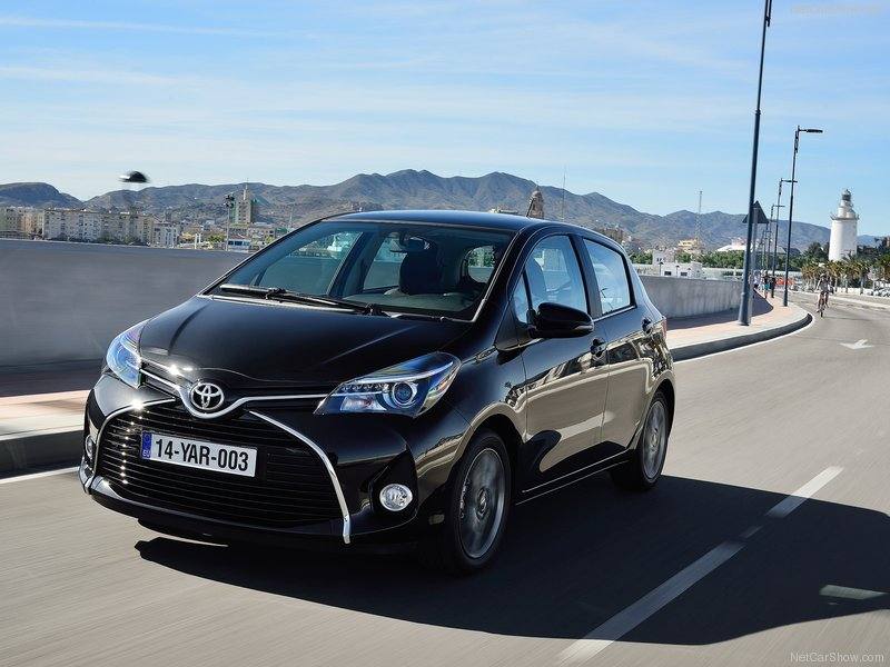 Toyota Yaris 2015. 