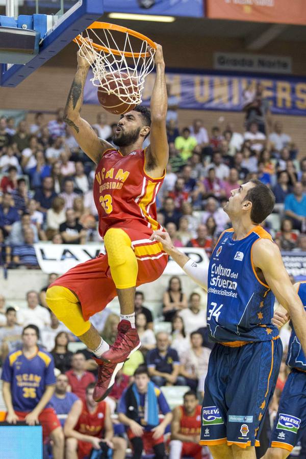 El UCAM Murcia aplasta al Valencia Basket (85-76)