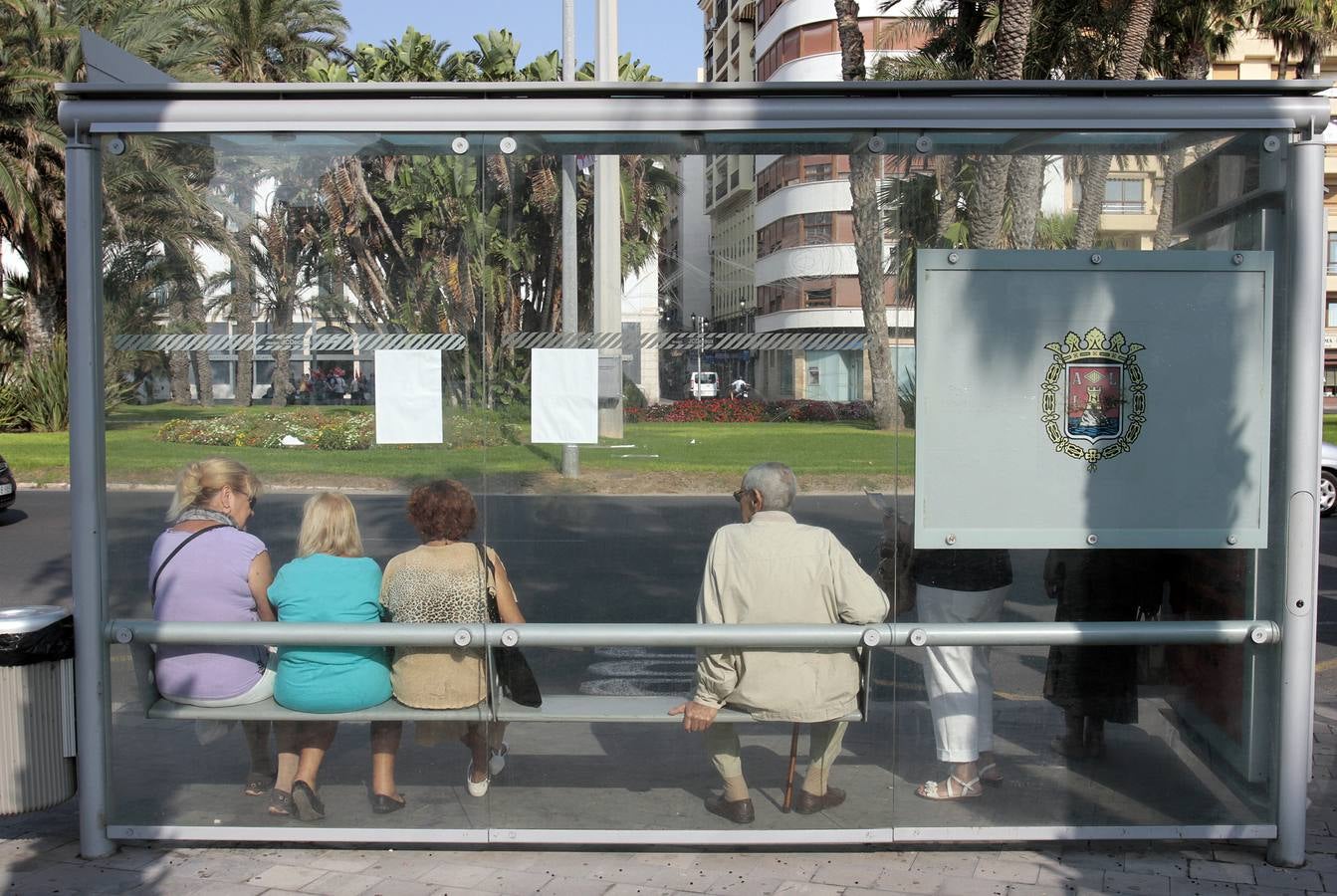 Convocan a los empleados de La Alcoyana para acabar con la huelga de autobuses