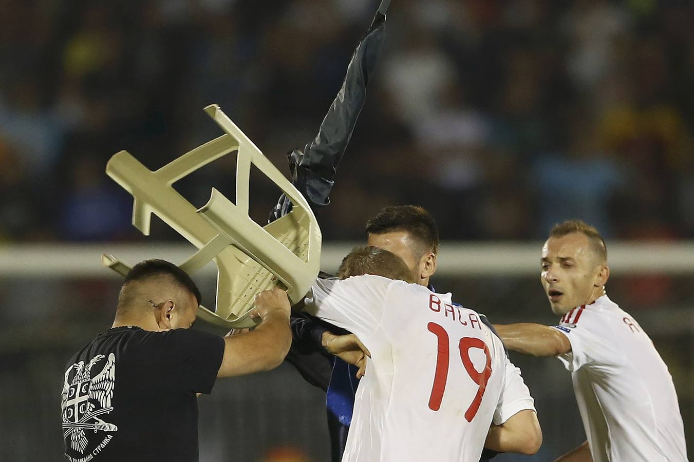 Suspendido el Serbia-Albania por graves altercados