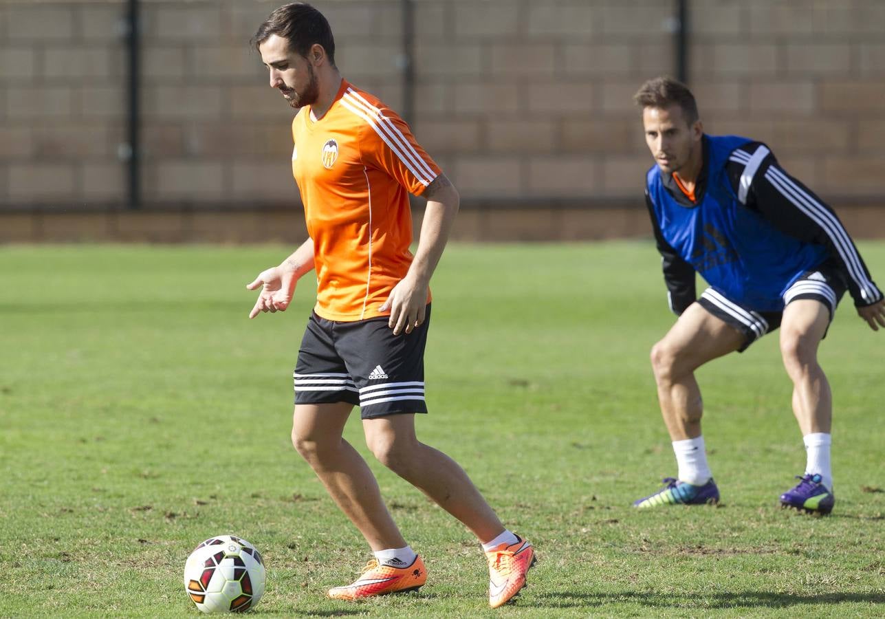 Nuno prueba a Alcácer, Rodrigo y Negredo juntos