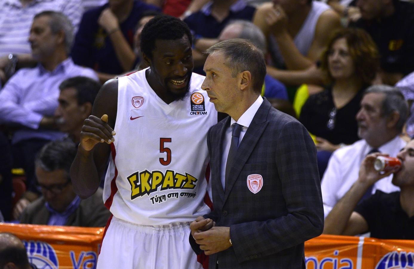 Las mejores imágenes del Valencia Basket-Olympiacos de Euroliga