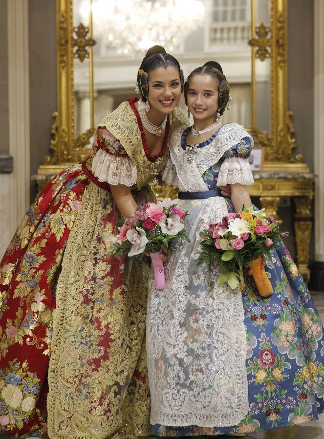 Proclamación de Estefanía López y María Donderis como falleras mayores de Valencia 2015