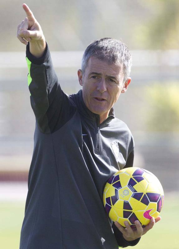 Primer entrenamiento del Levante con Lucas Alcaraz