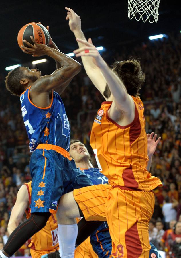 Partido entre el Galatasaray y el Valencia Basket
