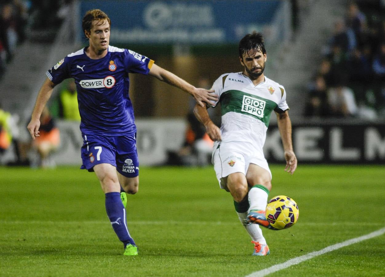 El Elche logra la victoria ante el Espanyol