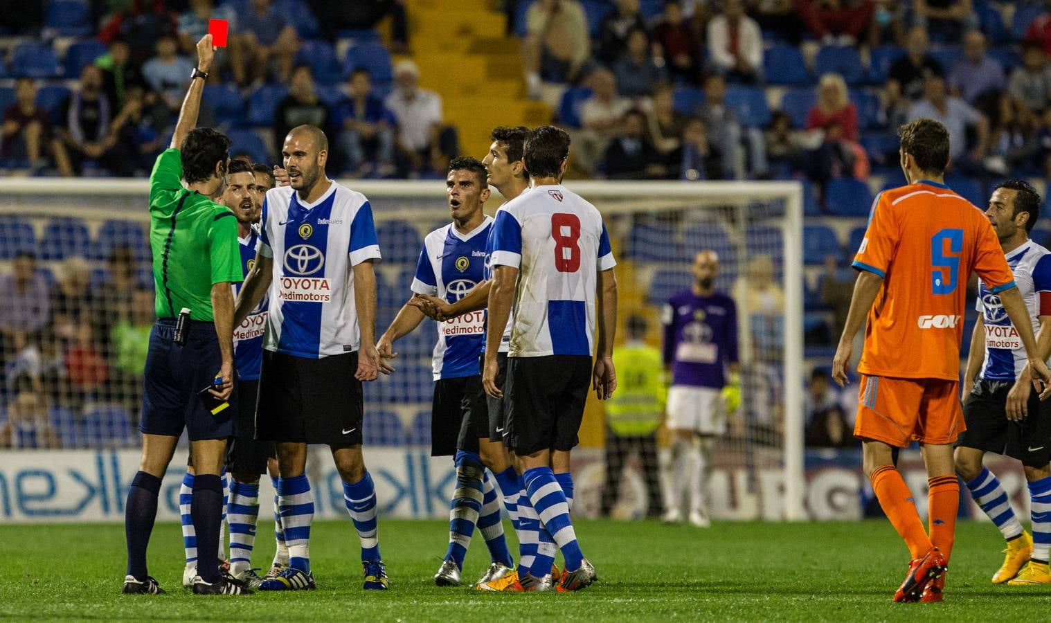 El Hércules pierde ante el Mestalla