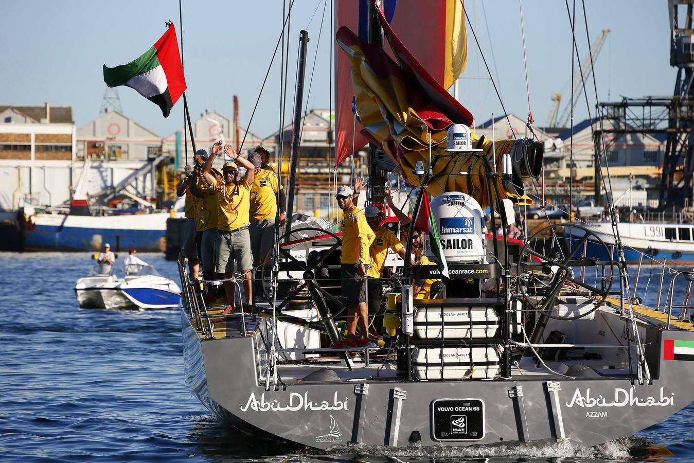 El &#039;Azzam&#039; de Ian Walker y Roberto Bermúdez gana la primera etapa