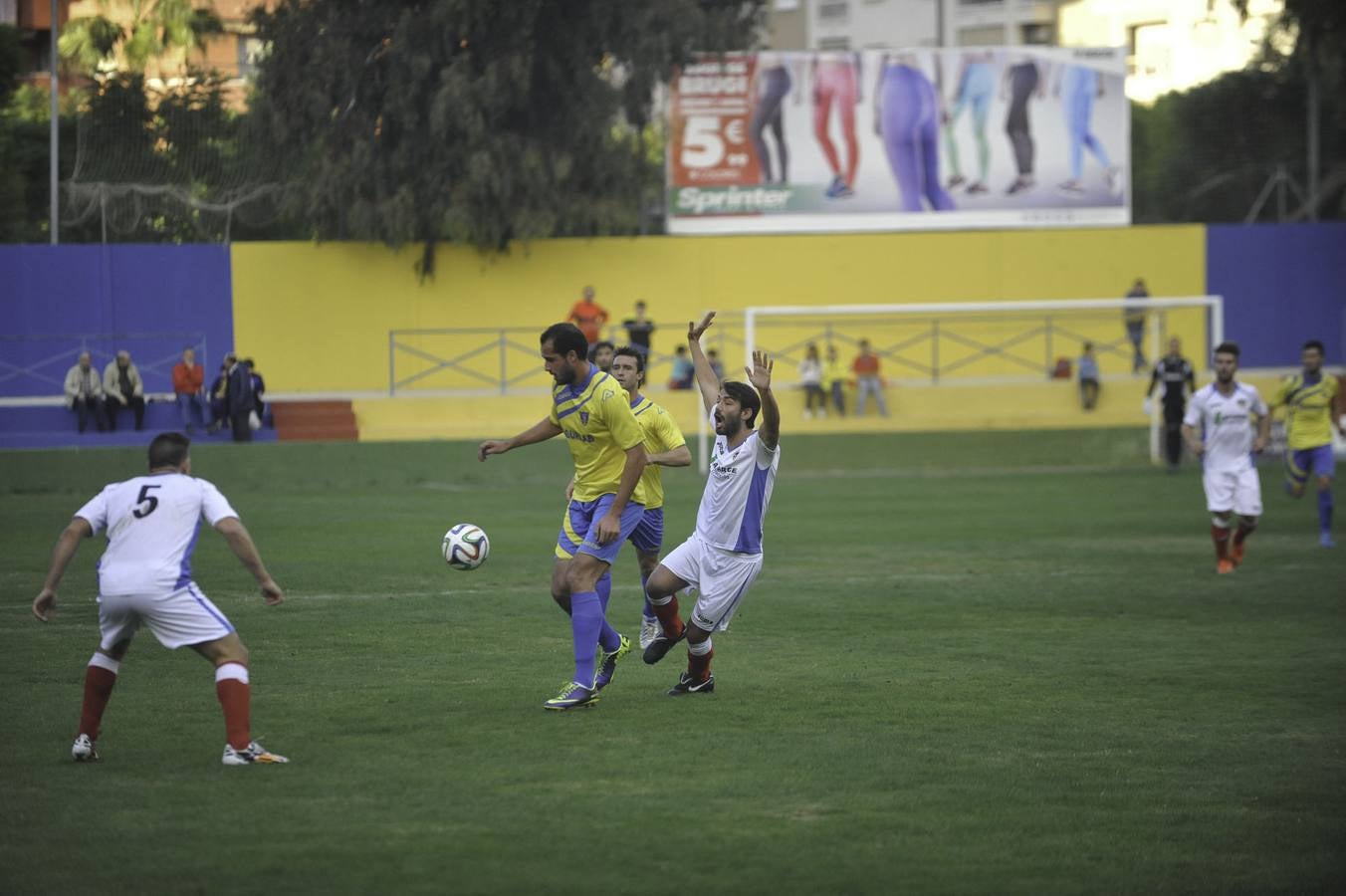 Partido Orihuela - Saguntino (1-0)