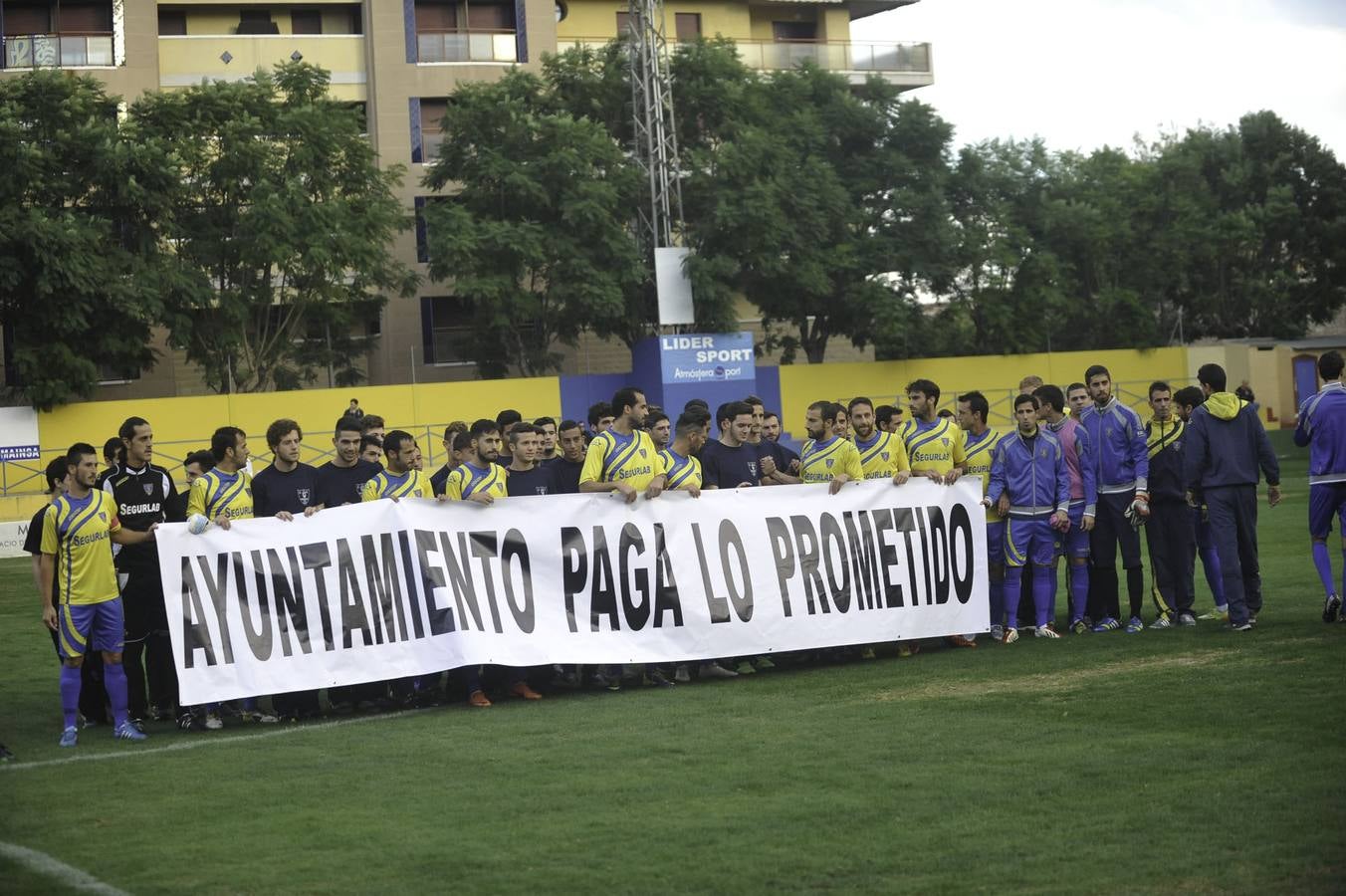 Partido Orihuela - Saguntino (1-0)