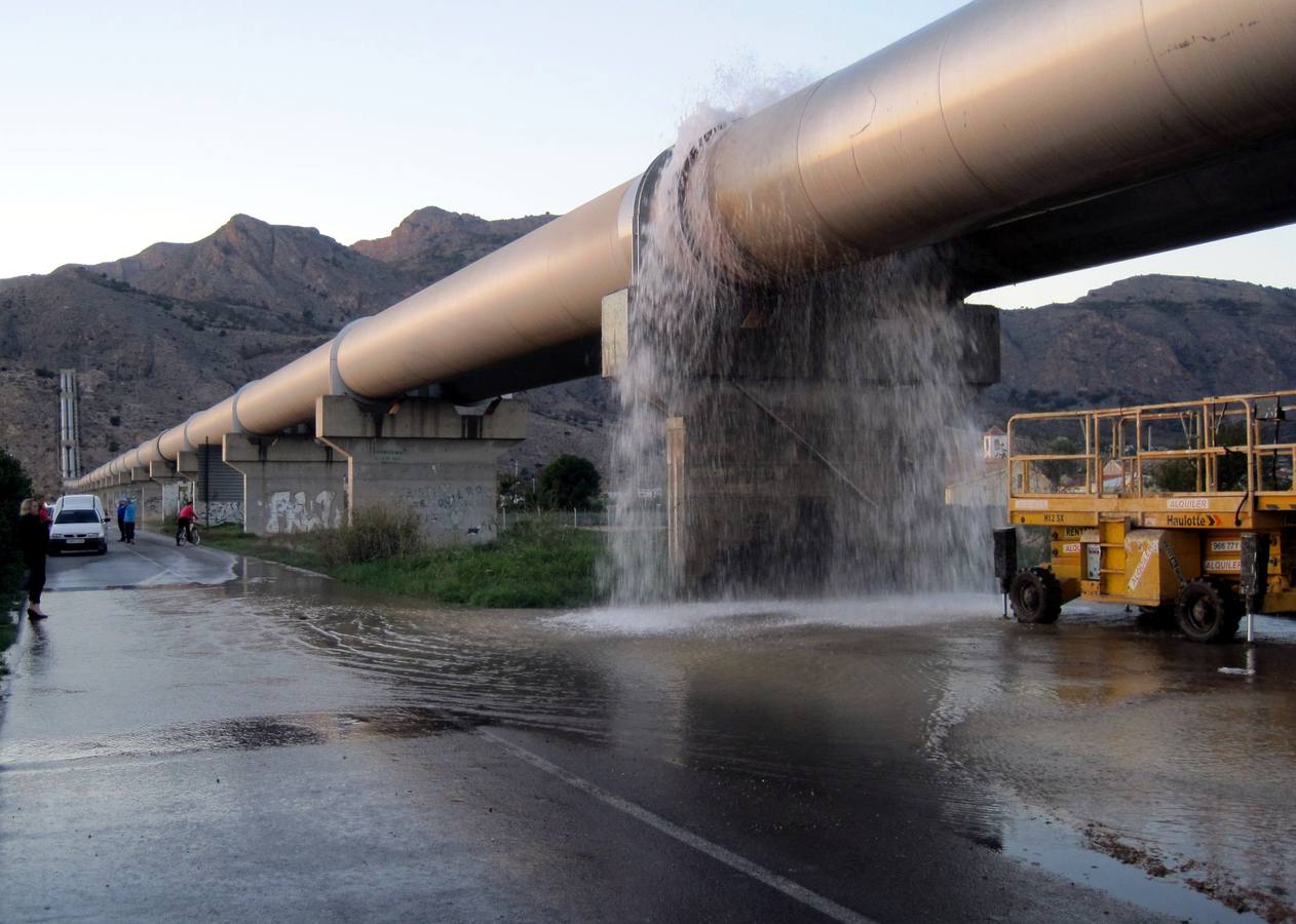 Rotura en los tubos del trasvase Tajo-Segura