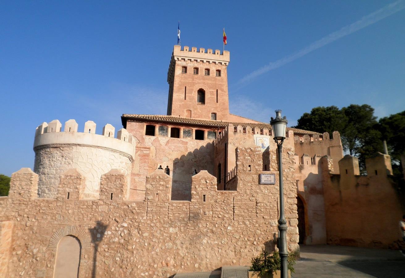 El castillo de Benisanó acoge el rodaje de la obra de teatro &#039;Matar al rey&#039;