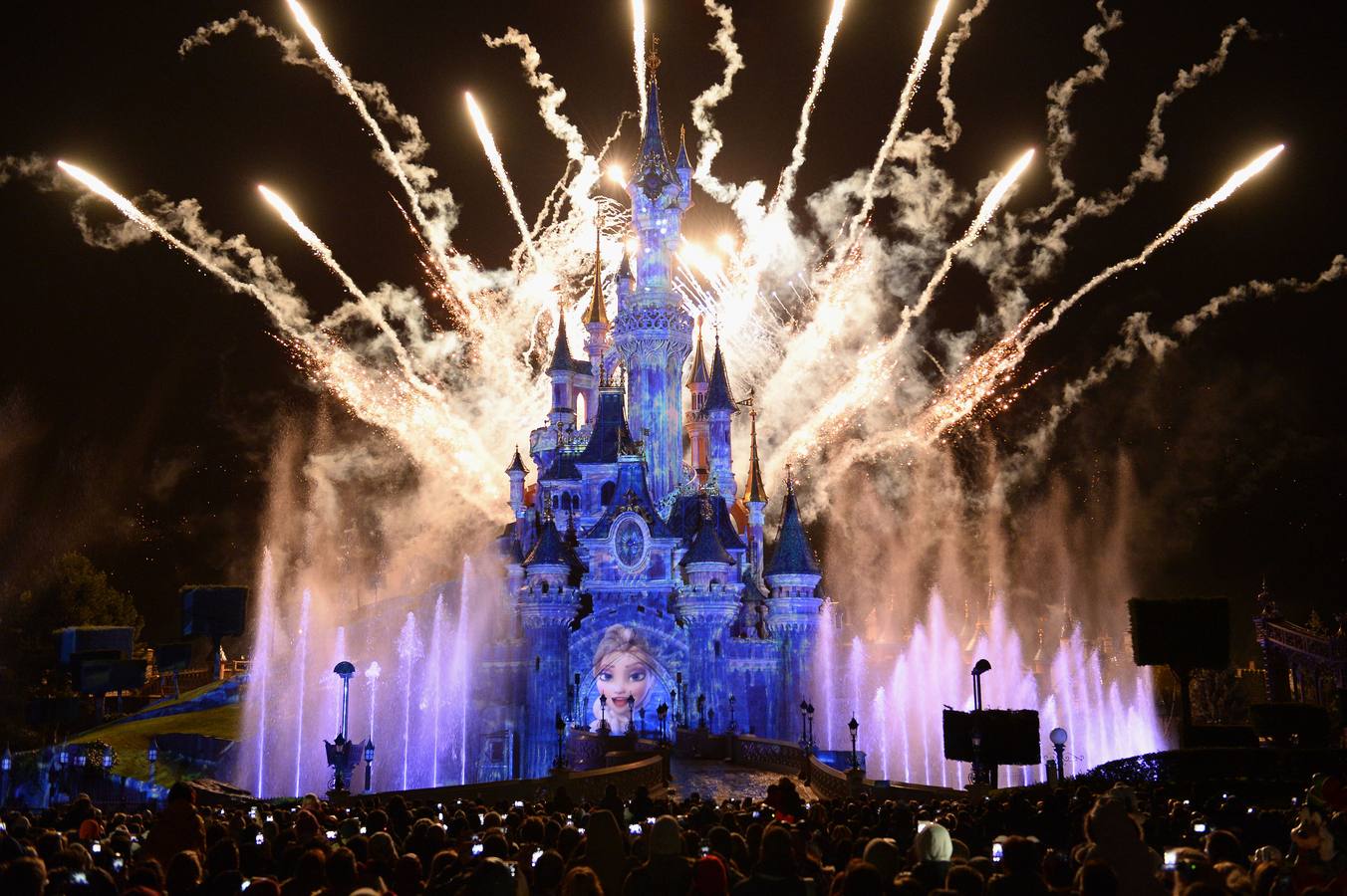 La Navidad llega a Disneyland París