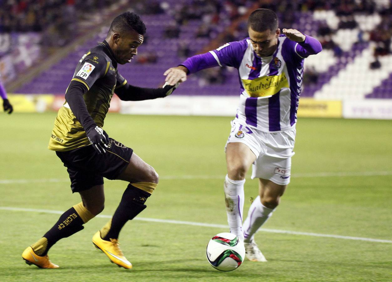 El Elche se enfrenta al Valladolid