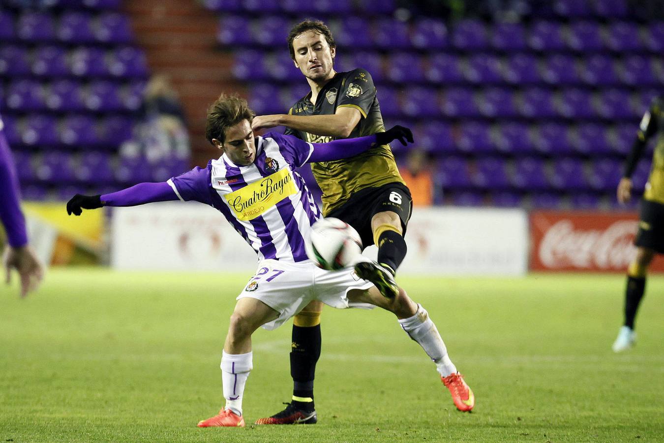 El Elche se enfrenta al Valladolid