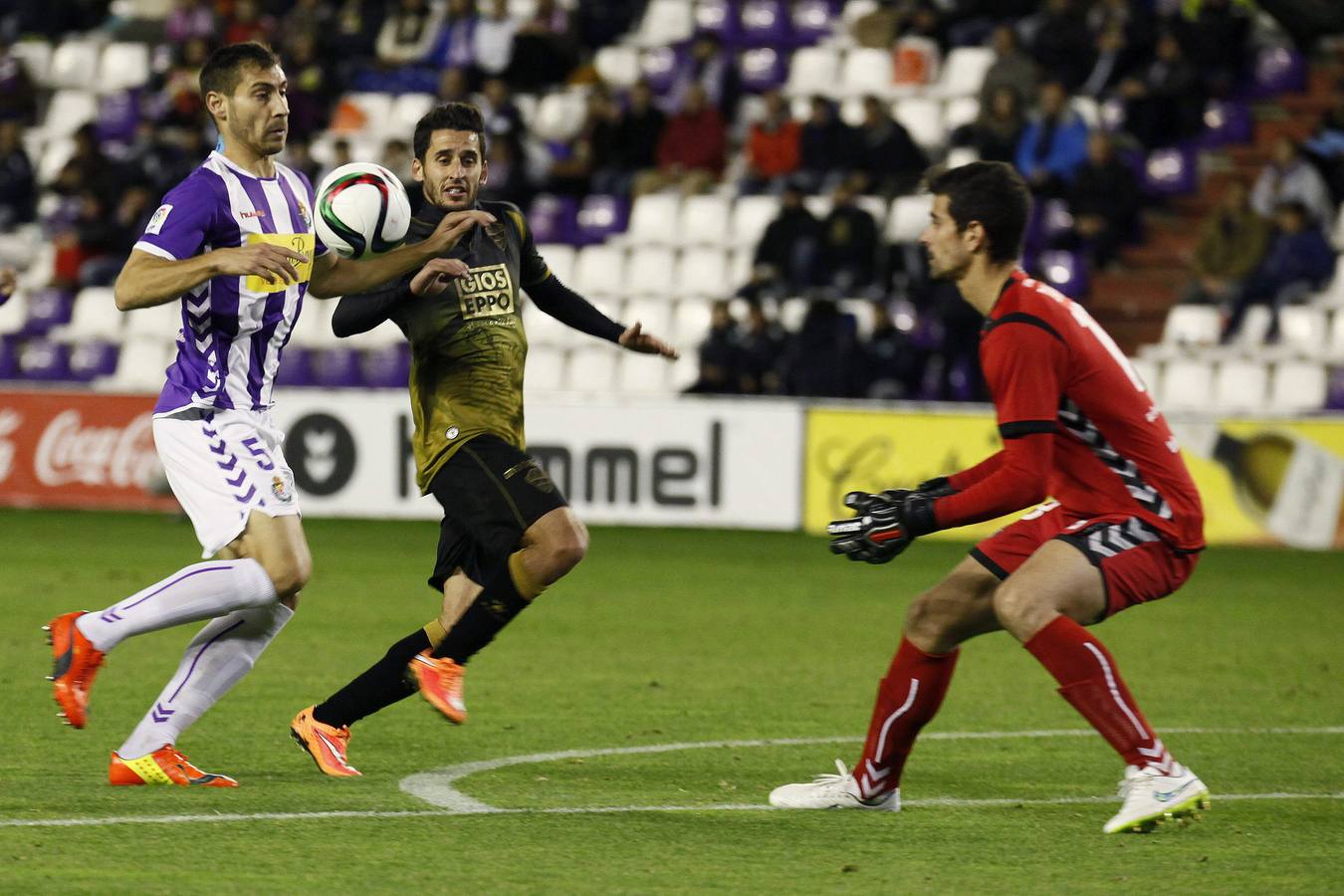 El Elche se enfrenta al Valladolid