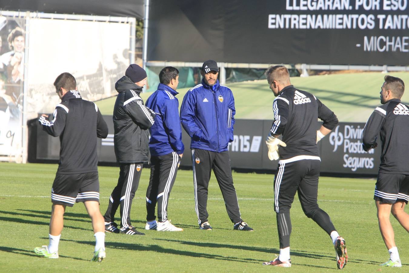 El Valencia se prepara para recibir este domingo al Granada