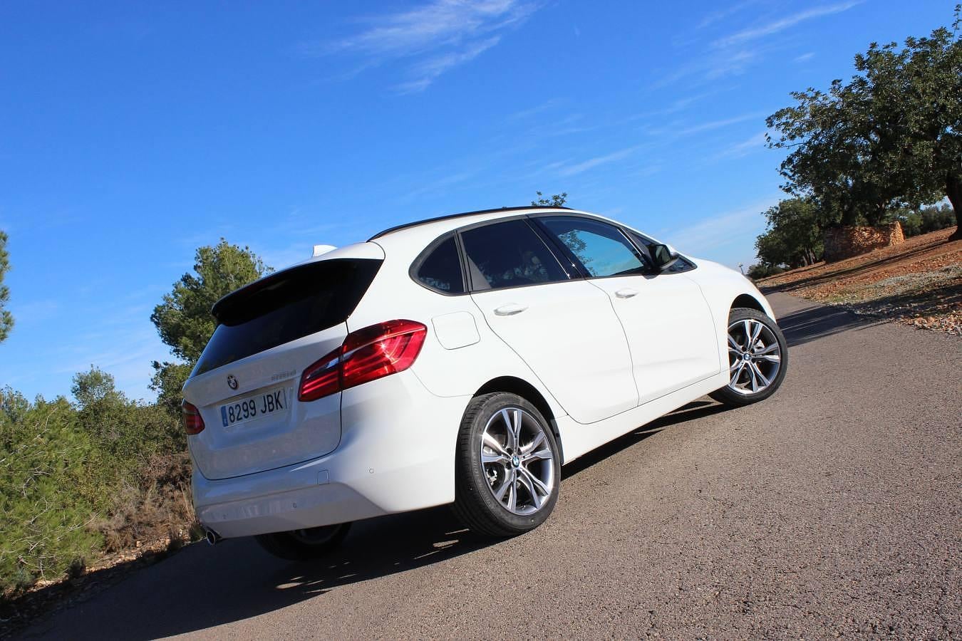 Un vehículo familiar sin perder la esencia de BMW, el monovolumen Active Tourer llega al mercado.