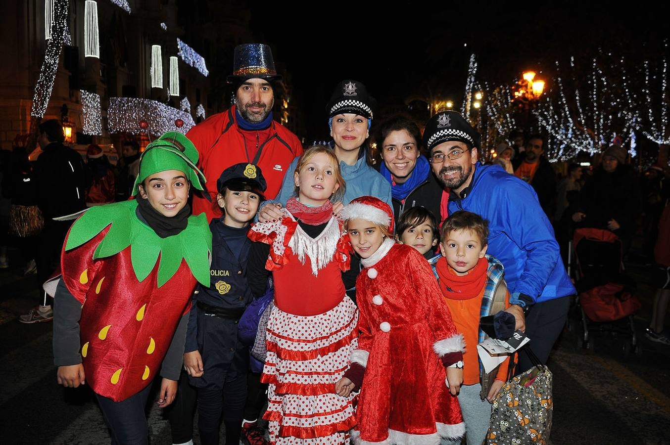 La San Silvestre reúne a 15.000 &#039;runners&#039; para despedir 2014 (VIII)