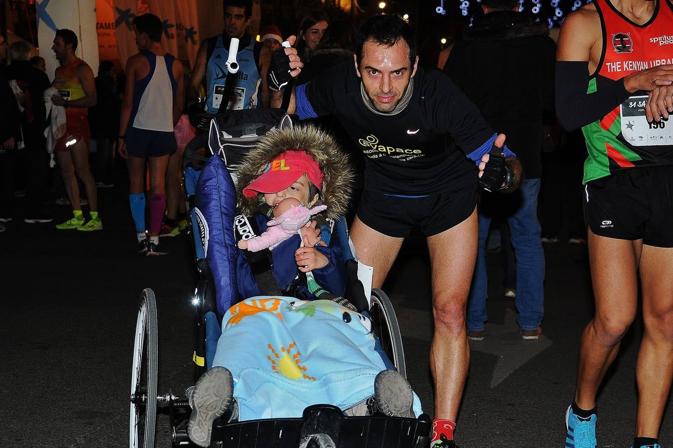 La San Silvestre reúne a 15.000 &#039;runners&#039; para despedir 2014 (II)