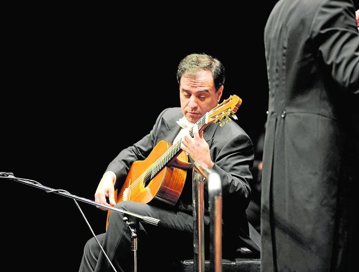 El guitarrista Rolando Saad interpretará el Concierto de Aranjuez el jueves 15 de enero en el Palau de la Música (20 horas)