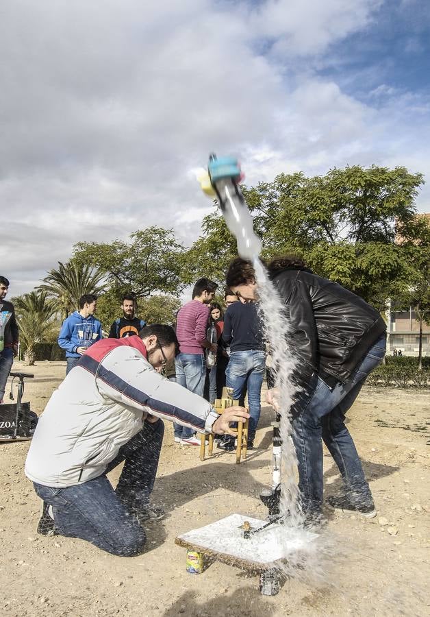 Huevos por los aires en la UMH