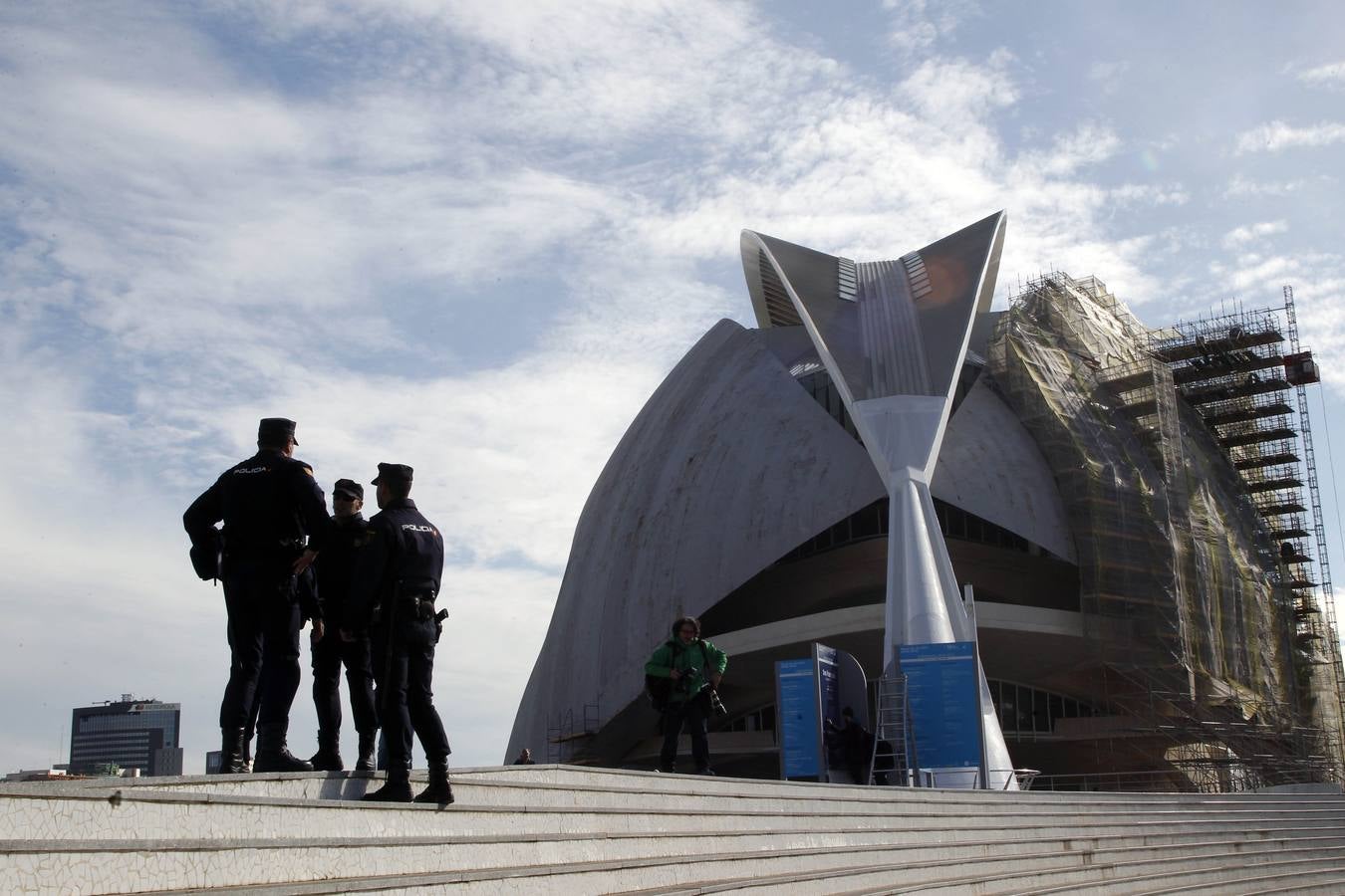 La policía en el Palau de les Arts