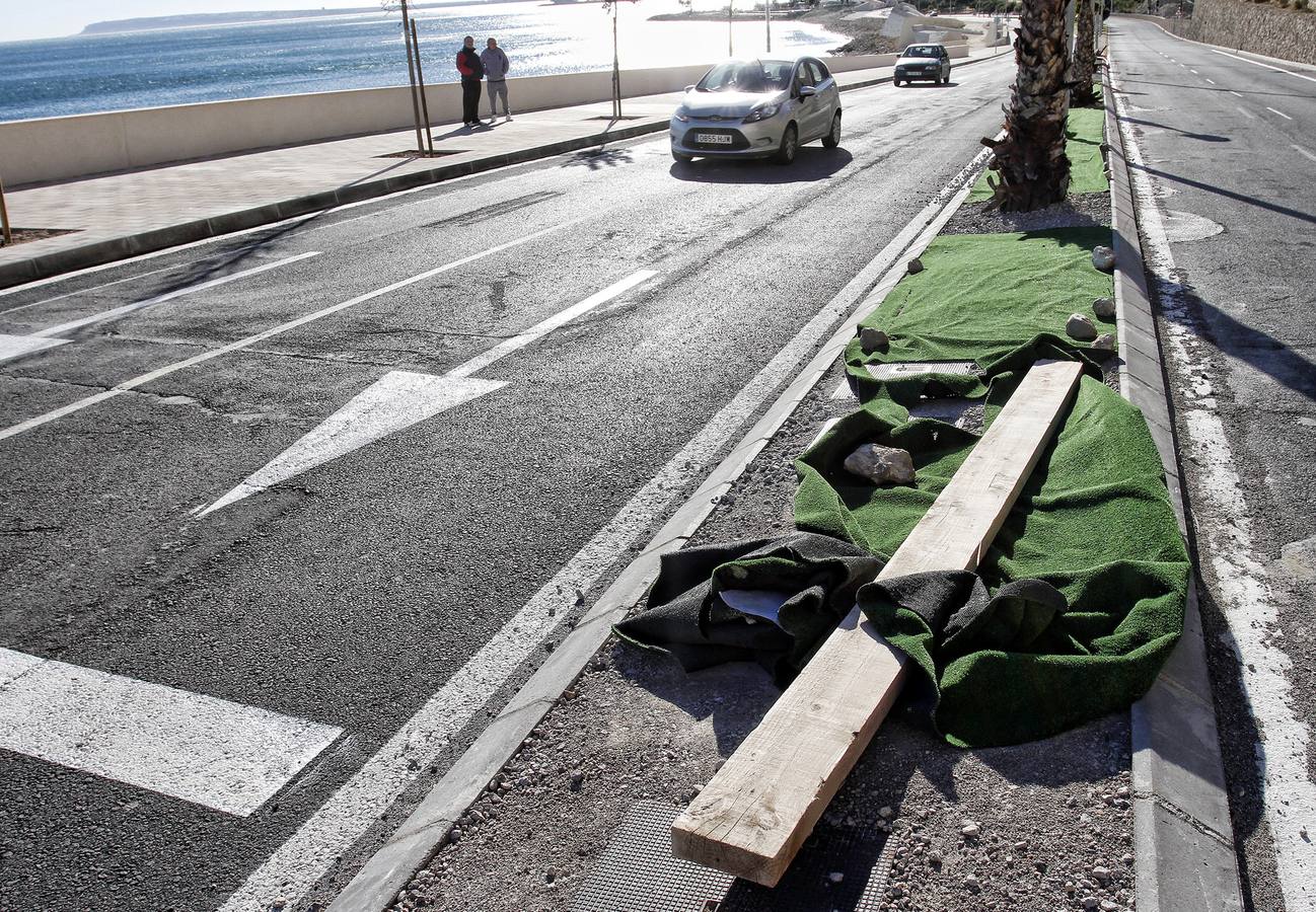 El viento no da trega en Alicante