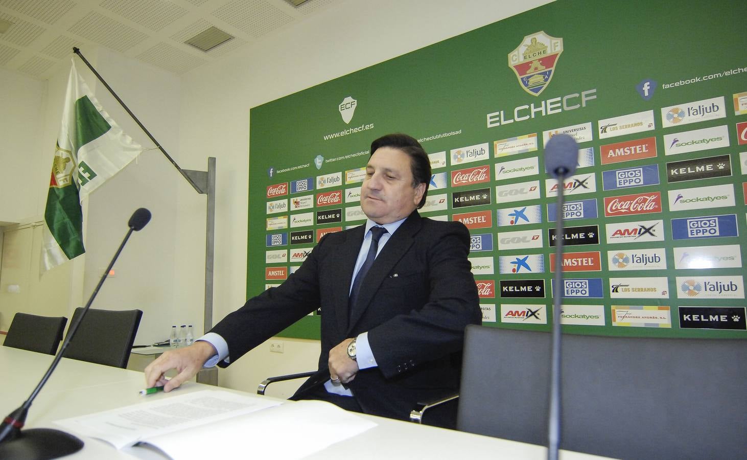 Sepulcre da explicaciones sobre la crisis del Elche CF