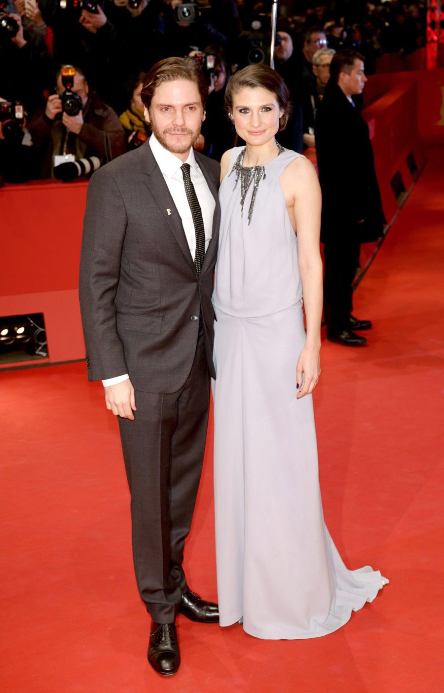 Daniel Bruehl y Felicitas Rombold