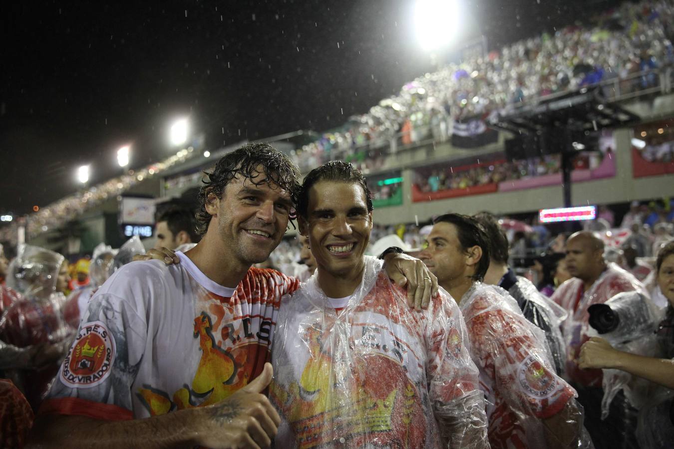 David Ferrer y Rafael Nadal desfilan en el Carnaval de Río de Janeiro