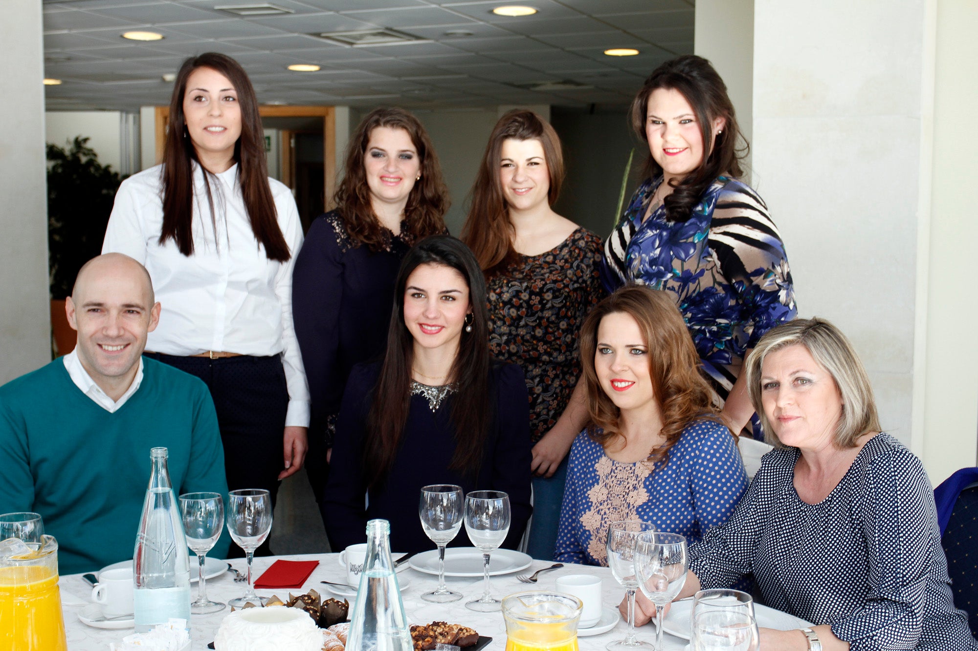 Desayuno con las candidatas