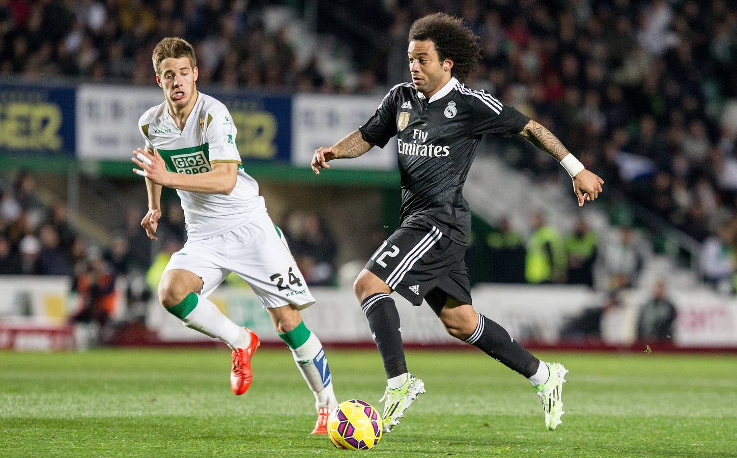 Partido entre el Elche y el Real Madrid