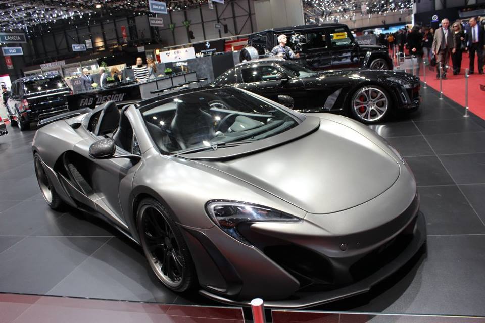 Los coches del futuro se presentan en Ginebra.