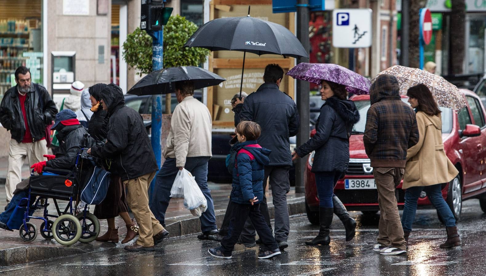 Llega la lluvia a Alicante