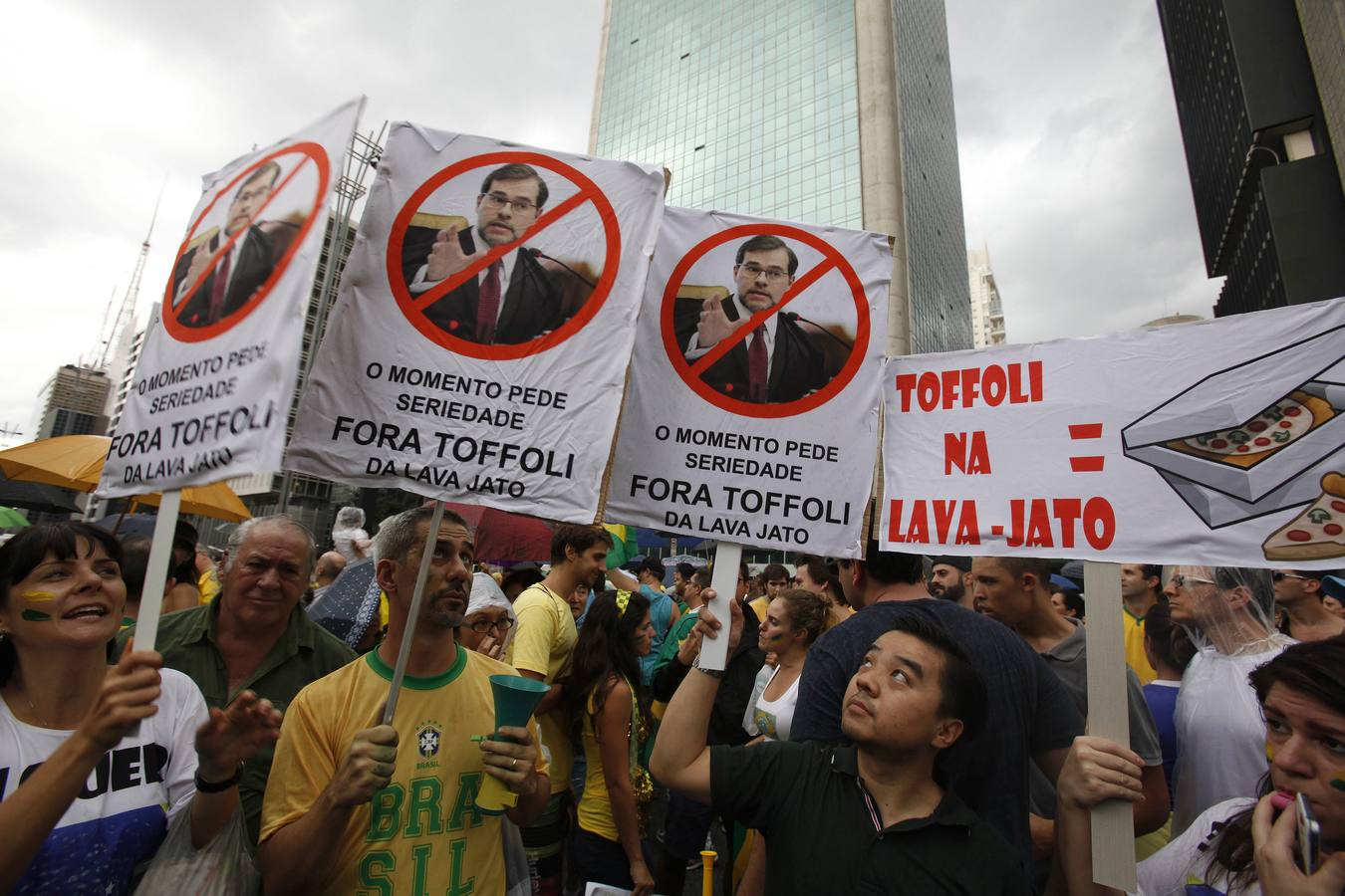 Protesta en Brasil contra Dilma