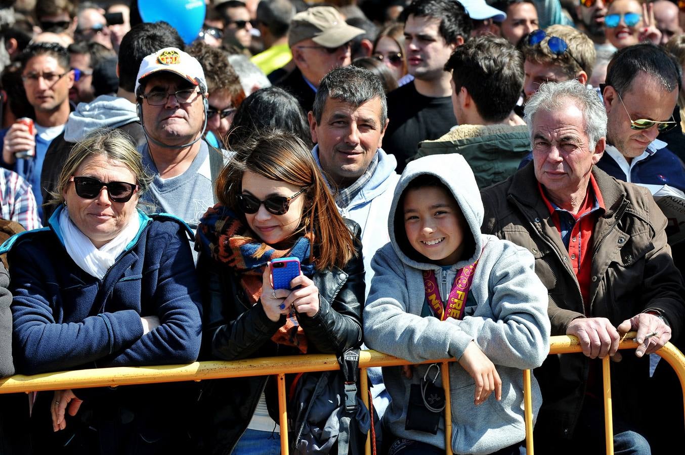 Fallas 2015: Búscate en la mascletà del 16 de marzo (I)