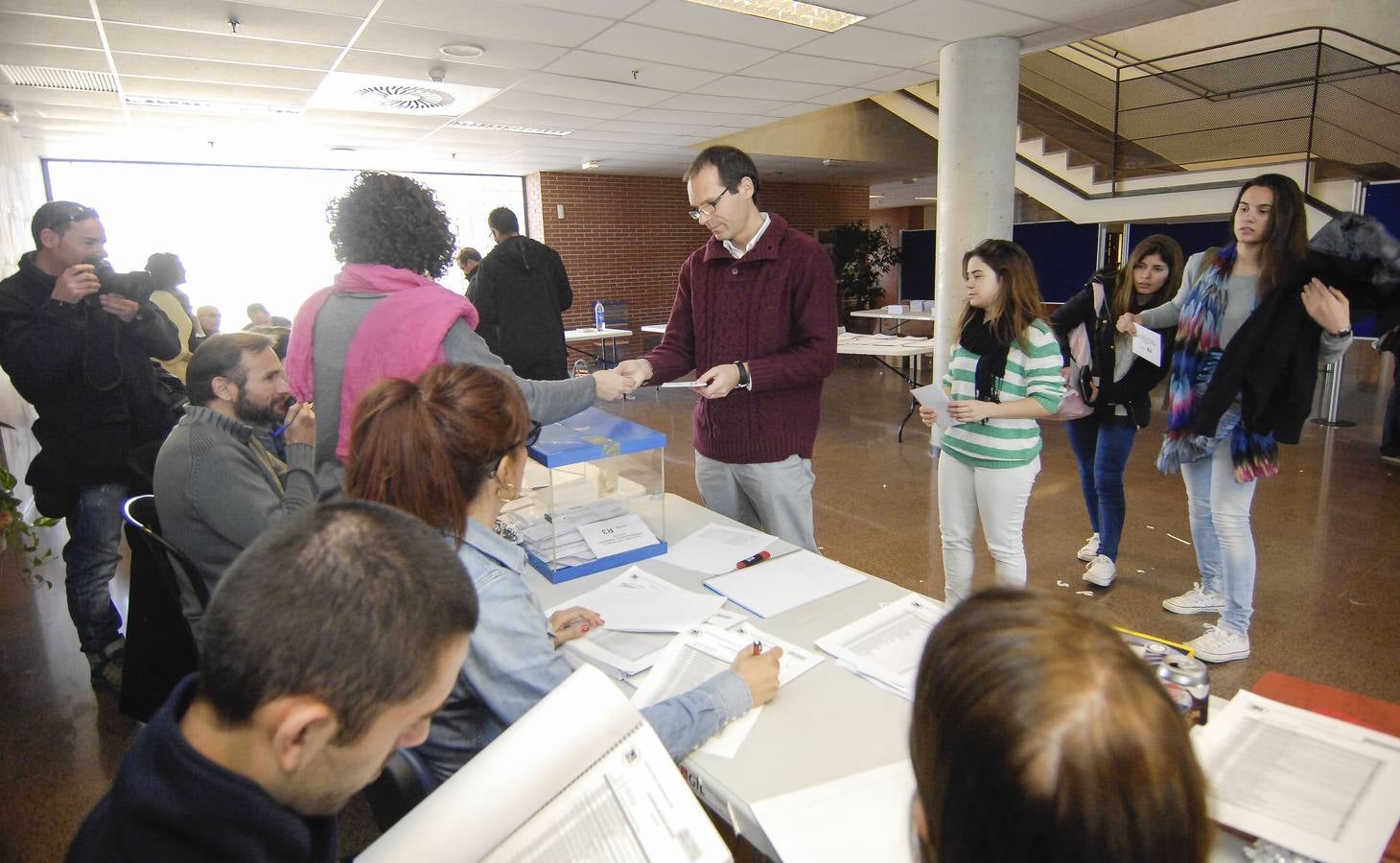 Eleciones parar rector de la UMH