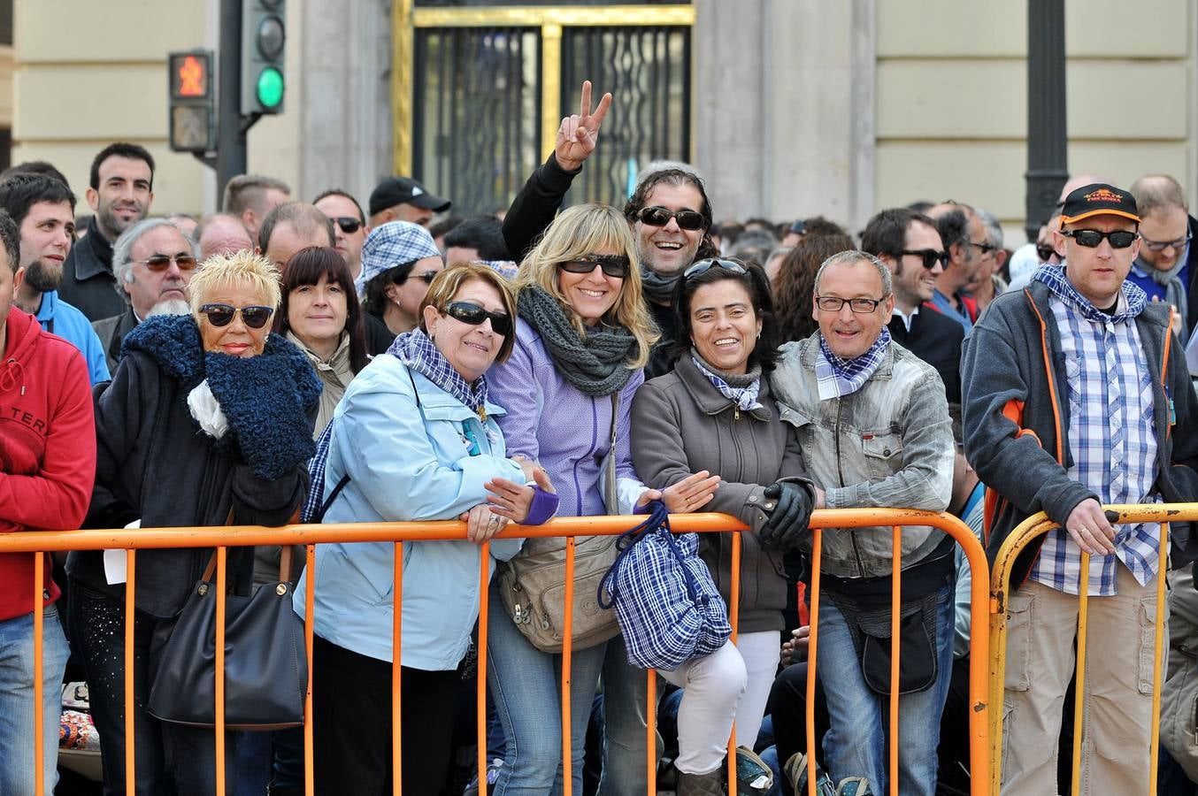 Fallas 2015: Búscate en la mascletà de hoy 17 de marzo (I)